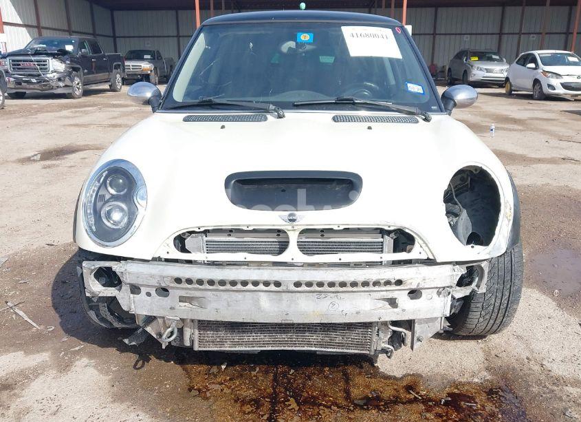 Photo 6 of 2006 Mini Cooper S (VIN WMWRE335X6TL19914)