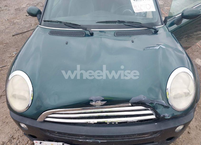 Photo 10 of 2005 Mini Cooper (VIN WMWRF33495TG11818)