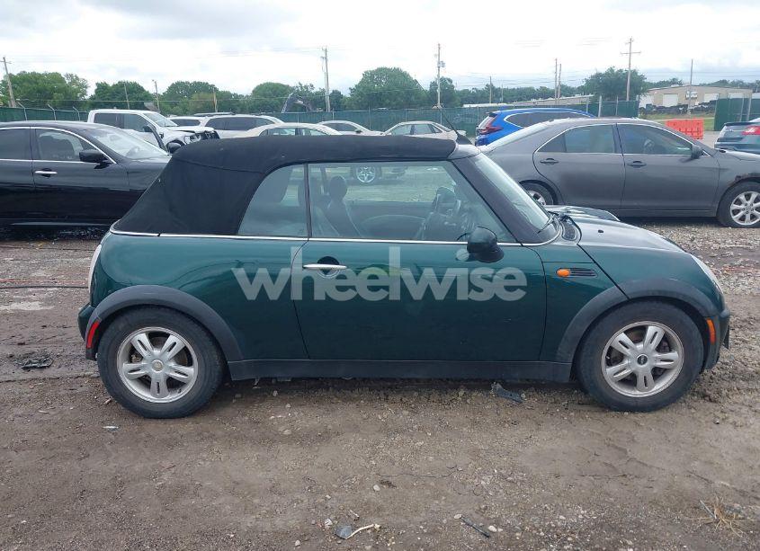 Photo 13 of 2005 Mini Cooper (VIN WMWRF33495TG11818)
