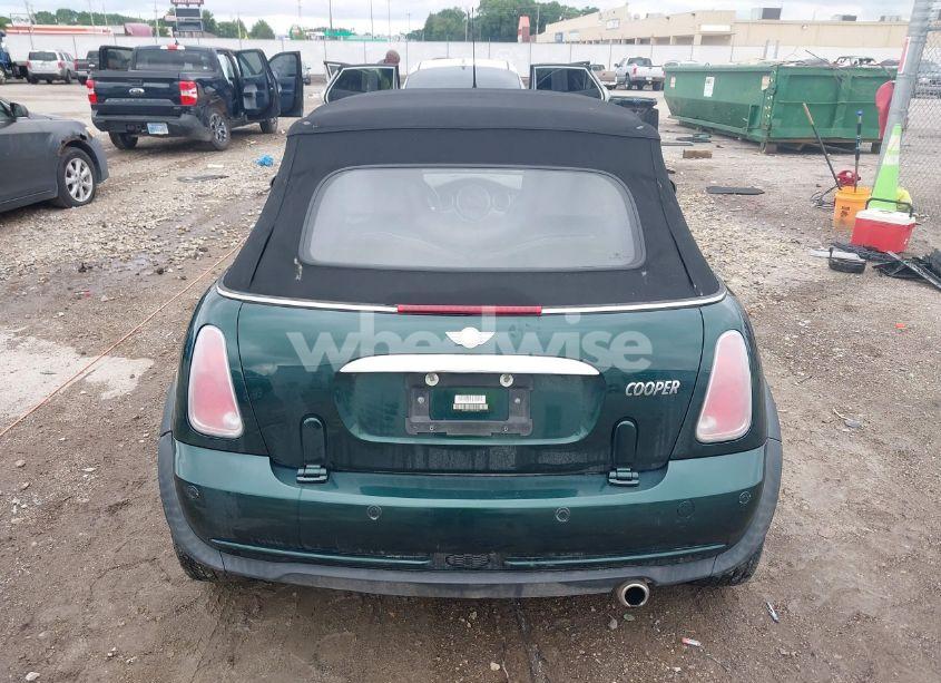 Photo 16 of 2005 Mini Cooper (VIN WMWRF33495TG11818)