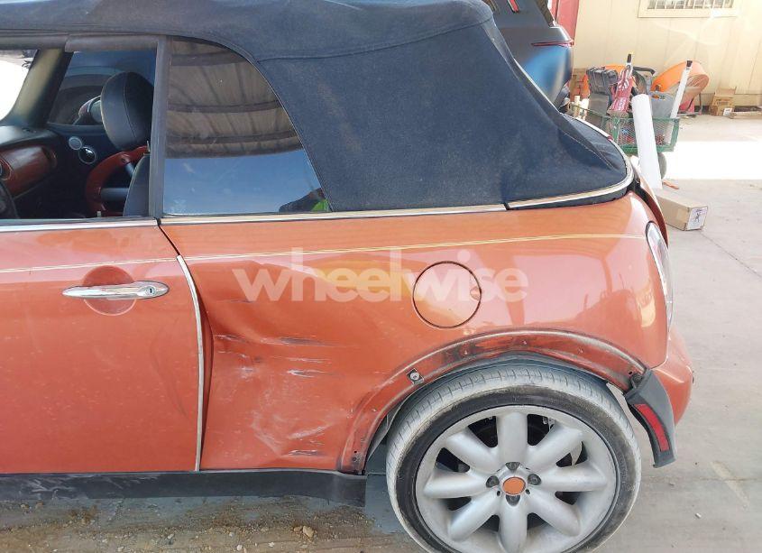 Photo 6 of 2005 Mini Cooper (VIN WMWRF334X5TF61026)