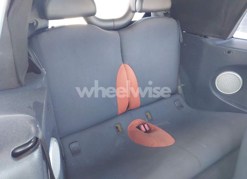 Photo 8 of 2005 Mini Cooper (VIN WMWRF334X5TF61026)