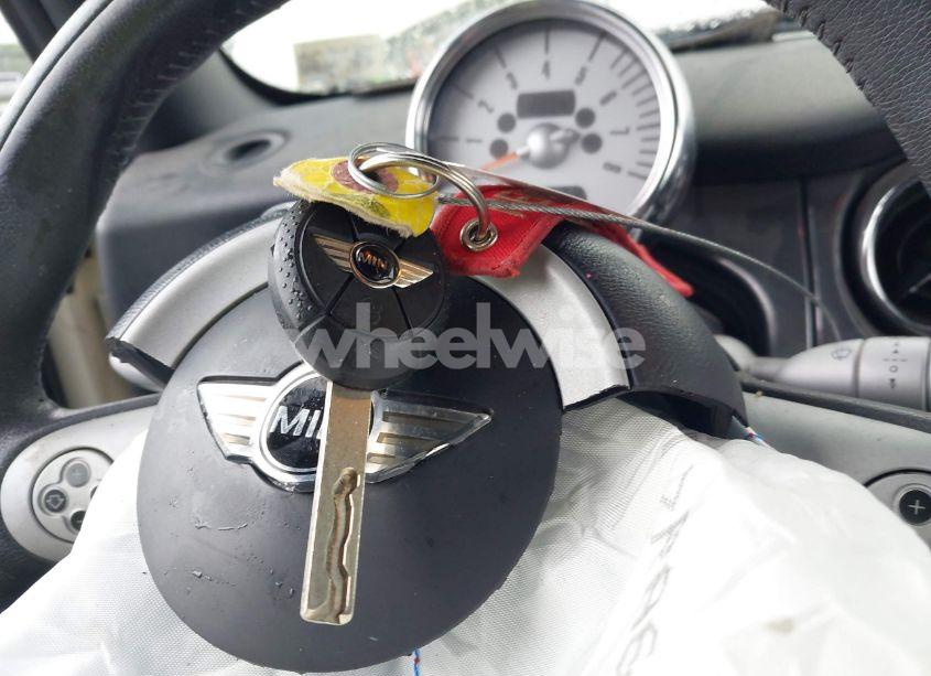 Photo 11 of 2008 Mini Cooper N/A (VIN WMWRF33538TF68199)