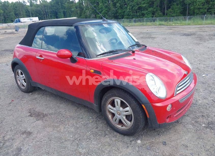 2006 Mini Cooper N/A (VIN WMWRF33556TG15827) main photo