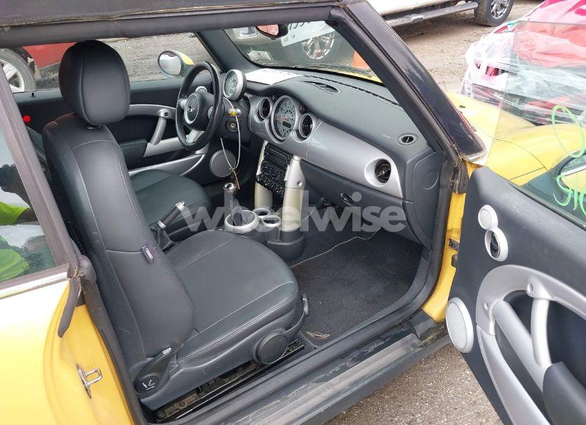 Photo 5 of 2008 Mini Cooper N/A (VIN WMWRF33578TF67945)