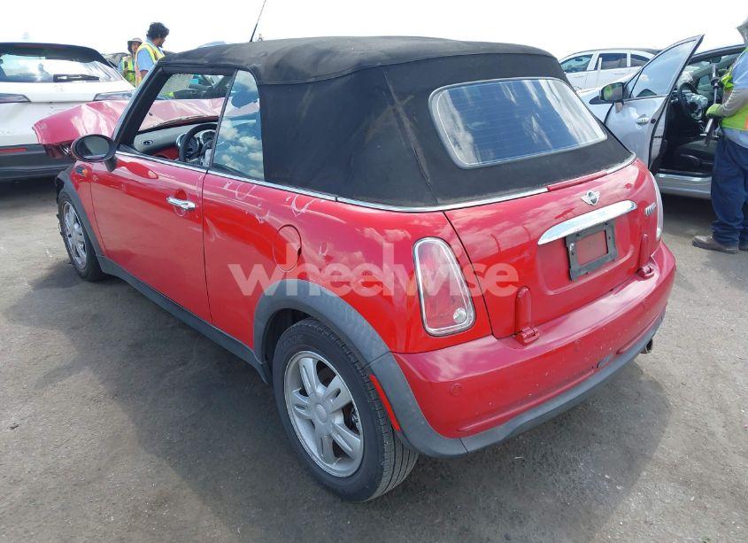 Photo 3 of 2007 Mini Cooper N/A (VIN WMWRF335X7TG16764)