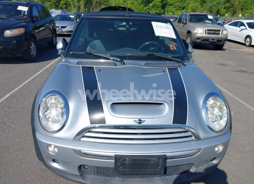 Photo 6 of 2007 Mini Cooper S (VIN WMWRH33517TJ44767)
