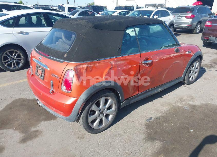 Photo 4 of 2005 Mini Cooper S (VIN WMWRH33525TF83816)