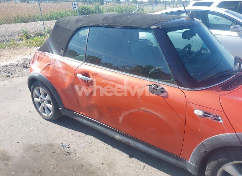 Photo 6 of 2005 Mini Cooper S (VIN WMWRH33525TF83816)