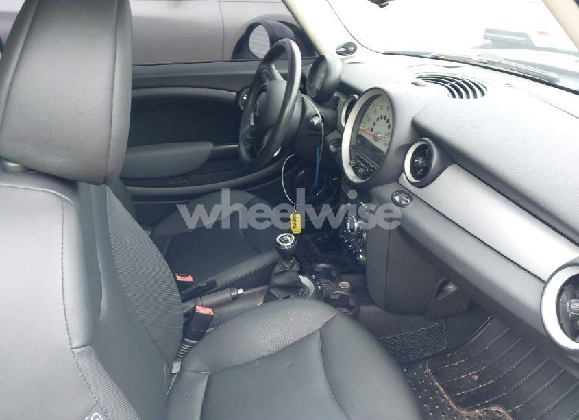 Photo 5 of 2011 Mini Cooper (VIN WMWSU3C51BT181694)