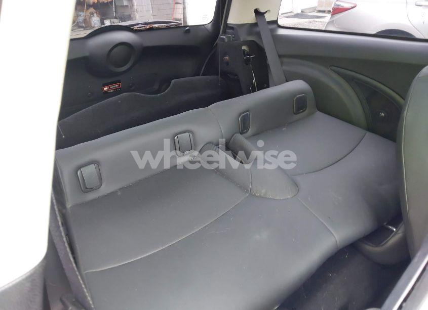 Photo 8 of 2011 Mini Cooper (VIN WMWSU3C51BT181694)