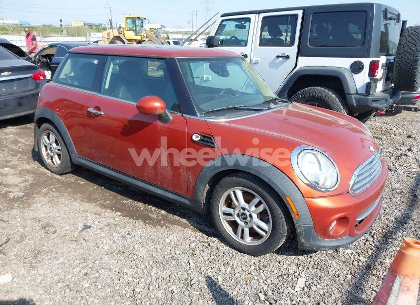 2012 Mini Cooper N/A (VIN WMWSU3C51CT369410) main photo