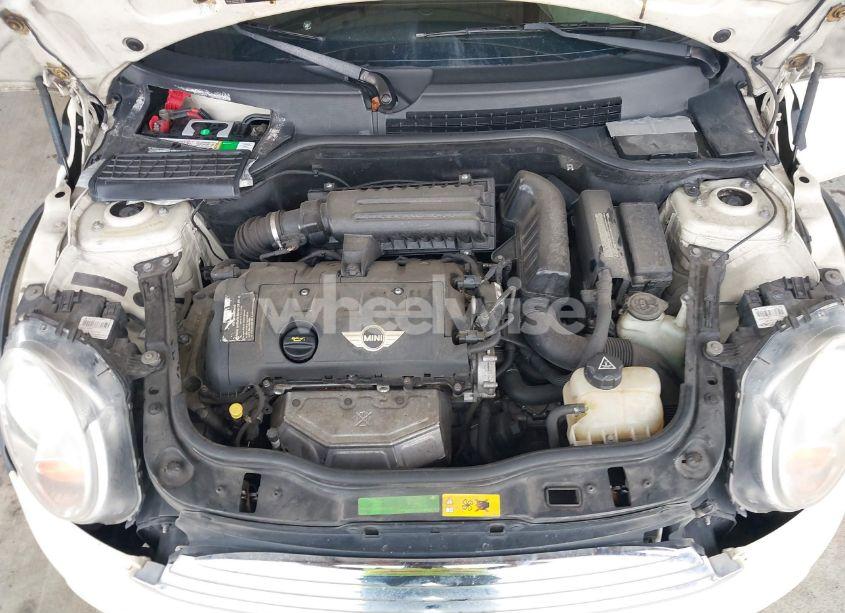 Photo 10 of 2011 Mini Cooper (VIN WMWSU3C52BT091664)