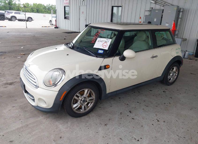 Photo 2 of 2011 Mini Cooper (VIN WMWSU3C52BT091664)