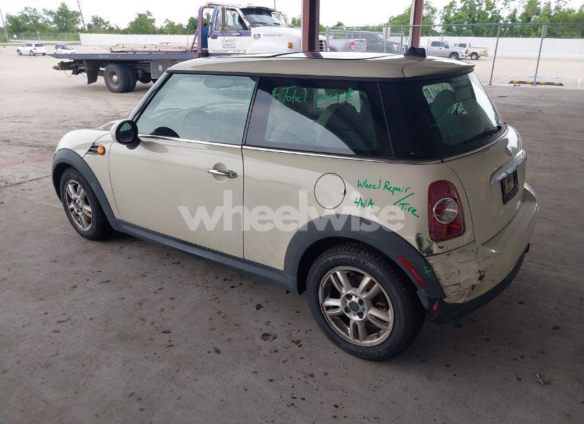 Photo 3 of 2011 Mini Cooper (VIN WMWSU3C52BT091664)