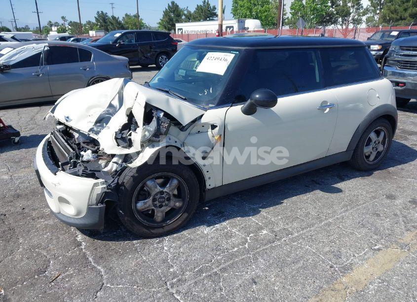 Photo 2 of 2011 Mini Cooper (VIN WMWSU3C52BT095133)