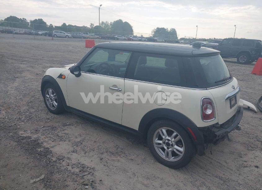 Photo 3 of 2011 Mini Cooper (VIN WMWSU3C52BT096539)