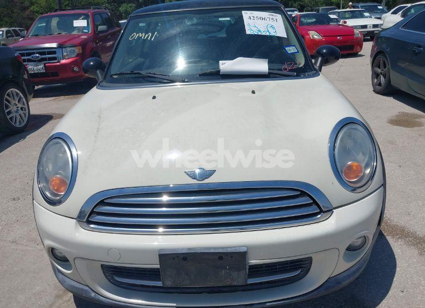 Photo 6 of 2011 Mini Cooper (VIN WMWSU3C54BT184170)