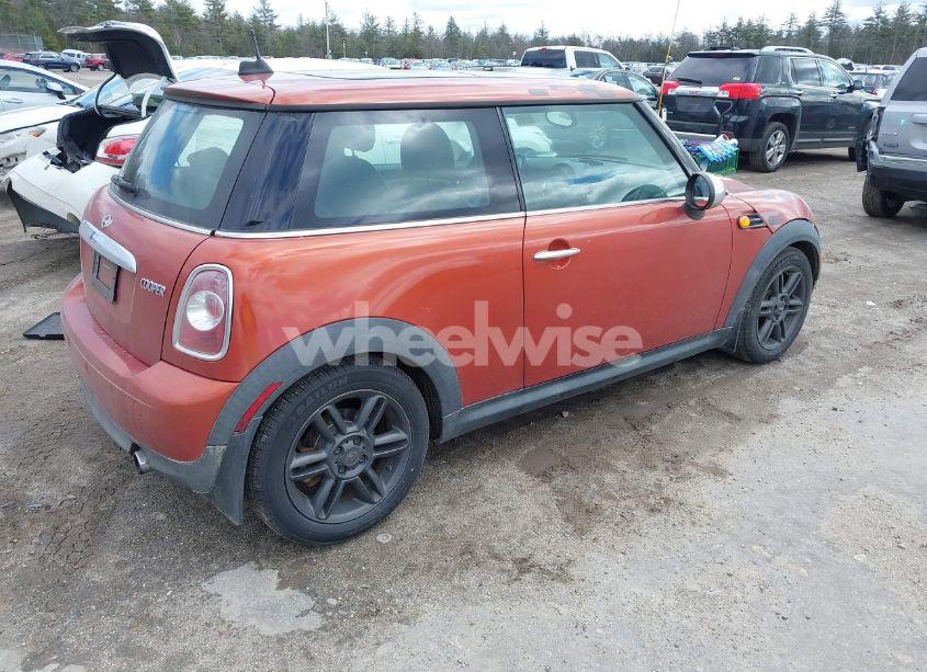 Photo 4 of 2011 Mini Cooper (VIN WMWSU3C54BTX96143)