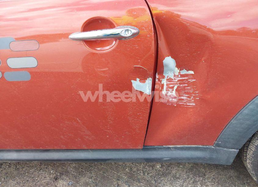 Photo 6 of 2011 Mini Cooper (VIN WMWSU3C54BTX96143)