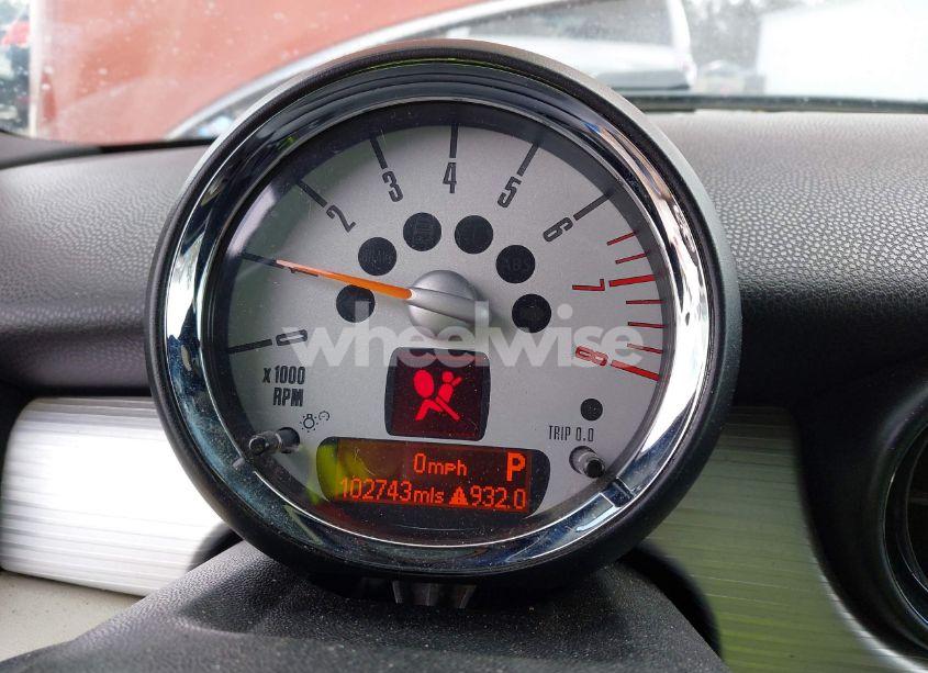 Photo 7 of 2011 Mini Cooper (VIN WMWSU3C54BTX96143)