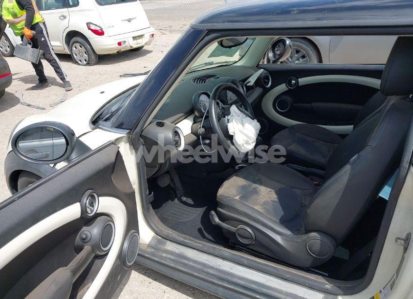 Photo 5 of 2013 Mini Hardtop COOPER (VIN WMWSU3C54DT682307)