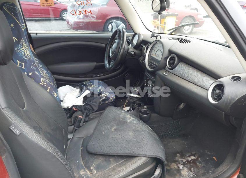 Photo 5 of 2011 Mini Cooper (VIN WMWSU3C55BT097555)