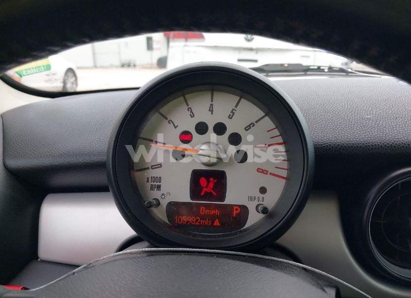 Photo 7 of 2011 Mini Cooper (VIN WMWSU3C56BT095684)