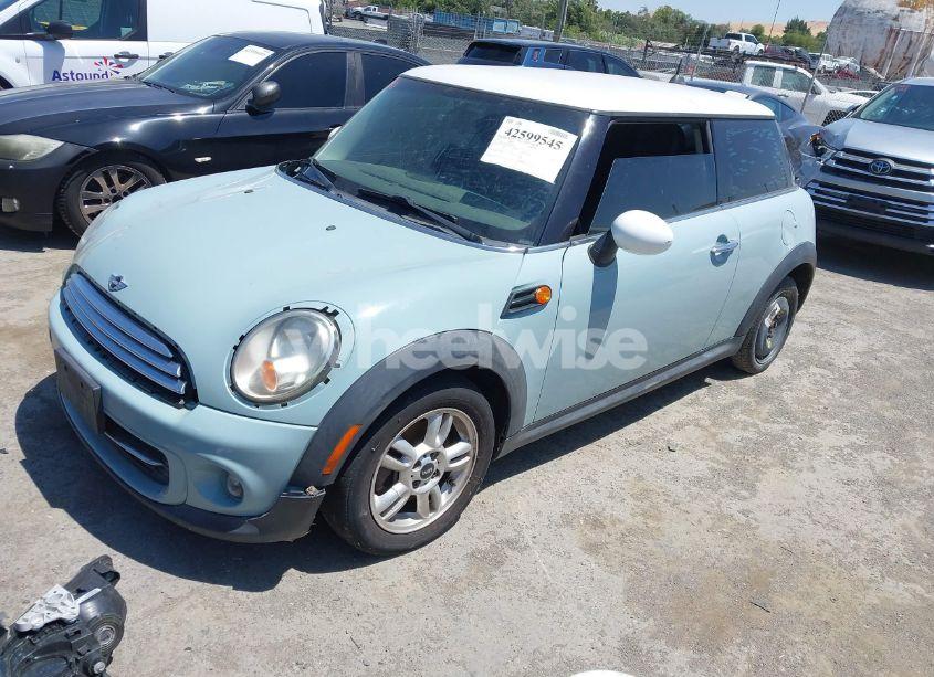 Photo 2 of 2011 Mini Cooper (VIN WMWSU3C57BT253854)
