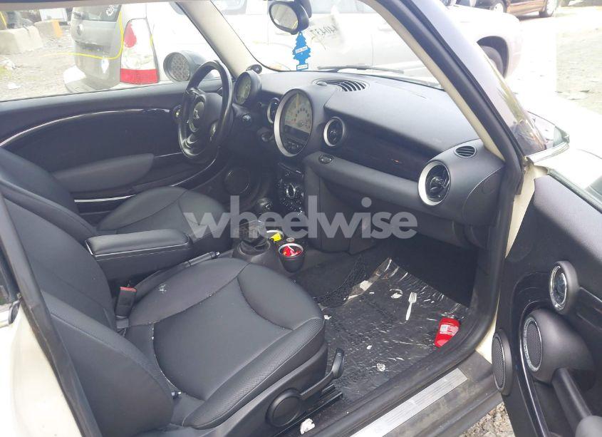 Photo 5 of 2011 Mini Cooper (VIN WMWSU3C59BTX95912)
