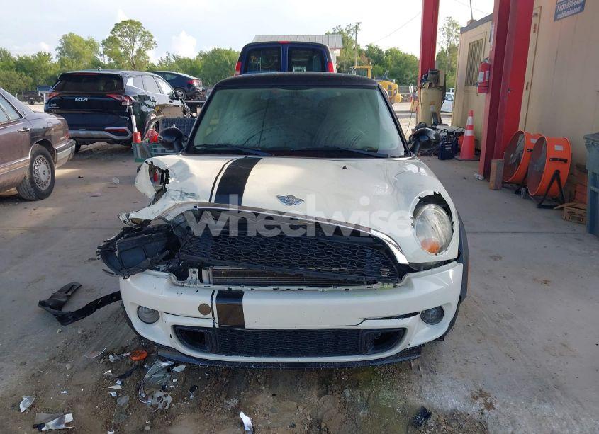 Photo 12 of 2011 Mini Cooper (VIN WMWSU3C5XBT095591)