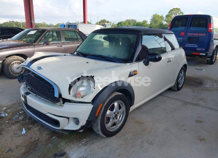 Photo 2 of 2011 Mini Cooper (VIN WMWSU3C5XBT095591)