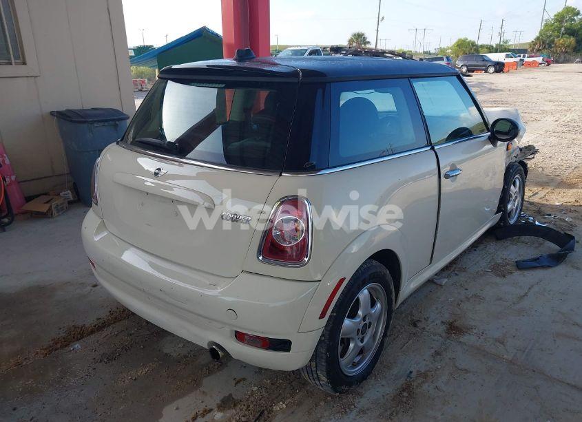 Photo 4 of 2011 Mini Cooper (VIN WMWSU3C5XBT095591)