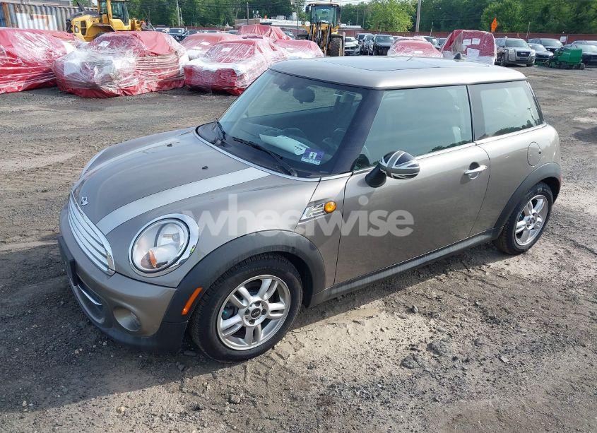 Photo 2 of 2013 Mini Hardtop COOPER (VIN WMWSU3C5XDT685745)