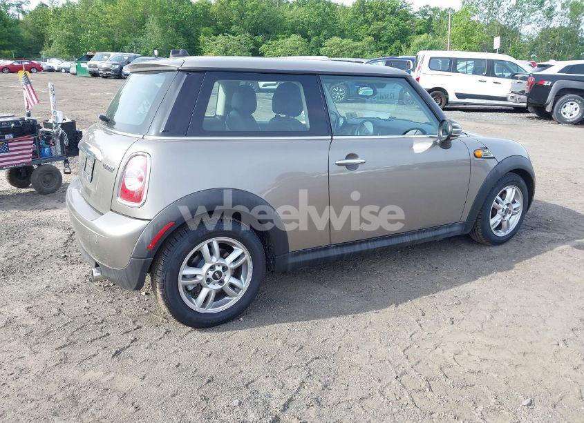 Photo 4 of 2013 Mini Hardtop COOPER (VIN WMWSU3C5XDT685745)