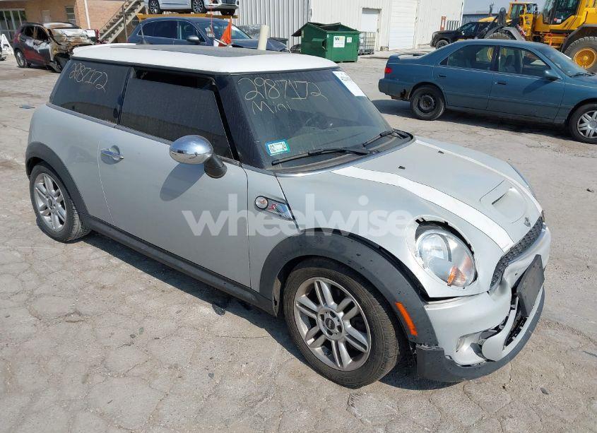 2013 Mini Hardtop COOPER S (VIN WMWSV3C50DT394815) main photo