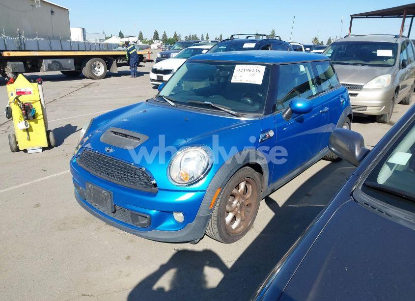 Photo 2 of 2011 Mini Cooper S (VIN WMWSV3C53BTY23619)