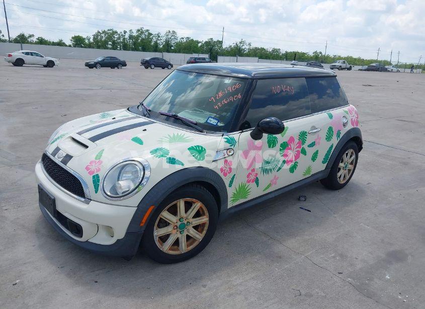 Photo 2 of 2012 Mini Cooper S (VIN WMWSV3C54CTY17815)