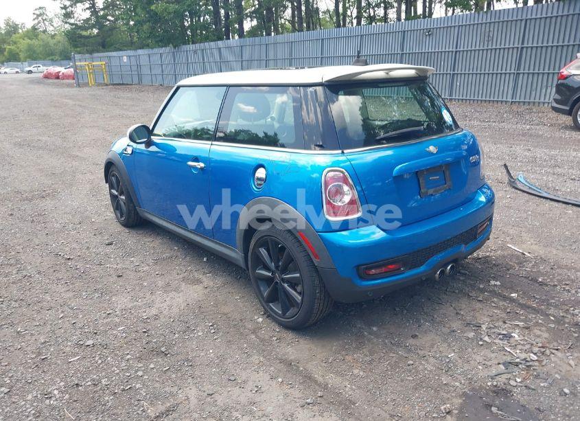 Photo 3 of 2011 Mini Cooper S (VIN WMWSV3C56BTY13604)