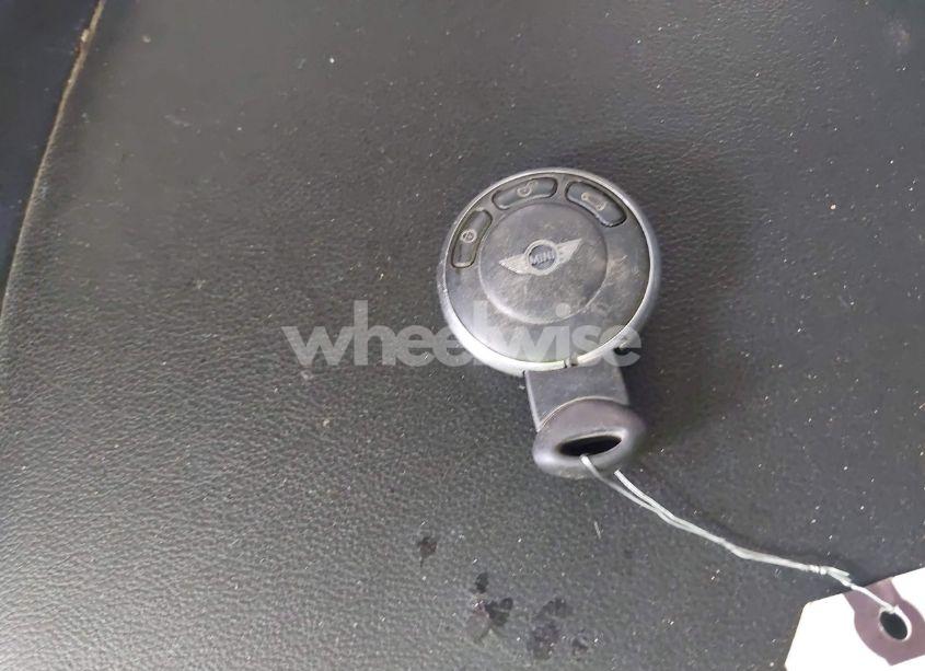 Photo 11 of 2011 Mini Cooper S (VIN WMWSV3C59BTY12169)