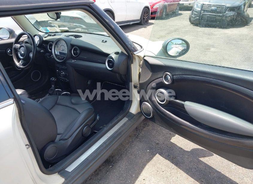 Photo 5 of 2012 Mini Cooper S (VIN WMWSV3C5XCTY17852)