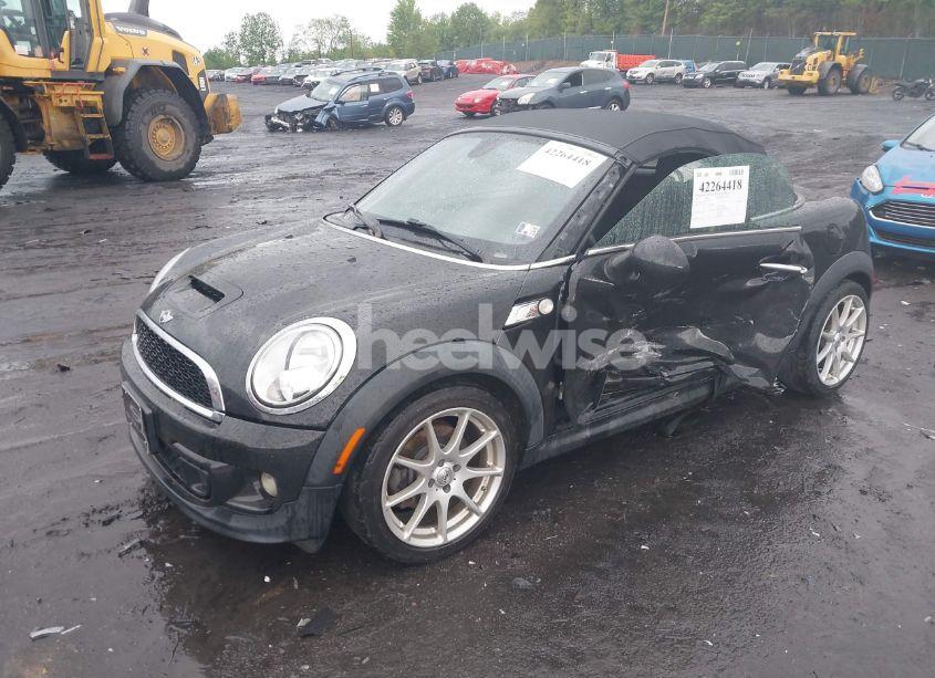 Photo 2 of 2013 Mini Roadster COOPER S (VIN WMWSY3C50DT566042)