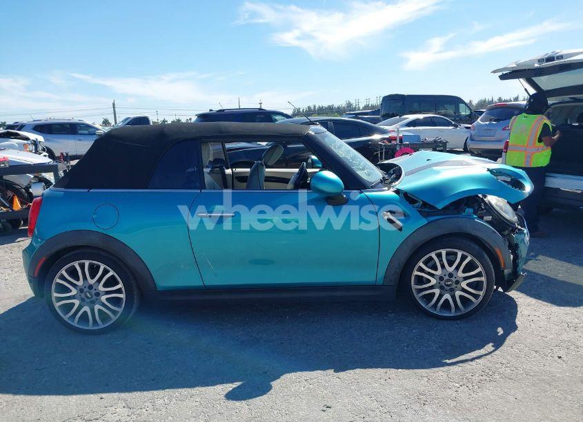 Photo 13 of 2016 Mini Convertible COOPER (VIN WMWWG5C5XG3A83276)