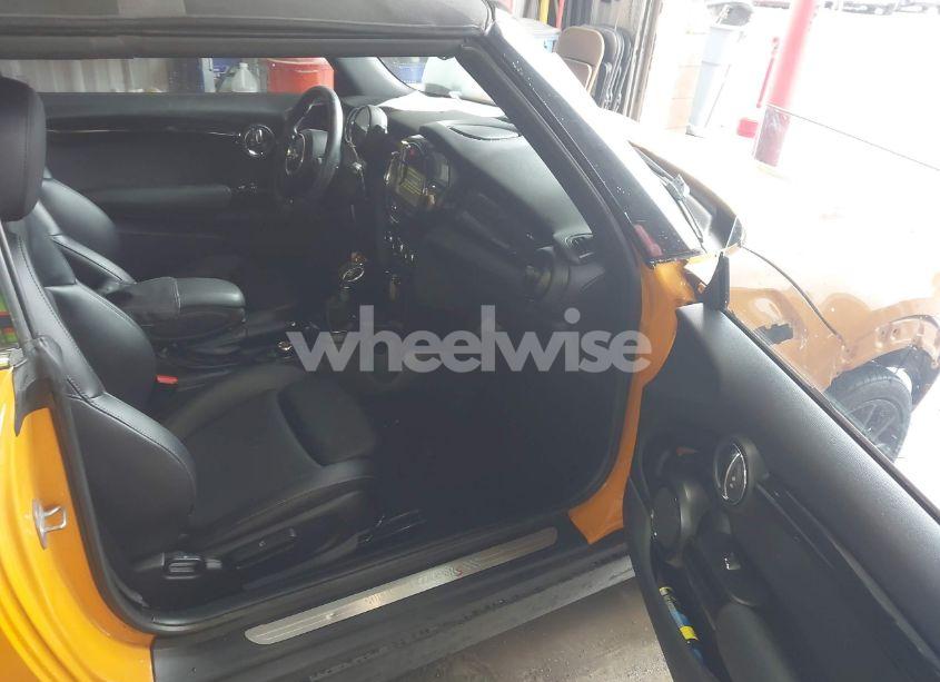 Photo 5 of 2017 Mini Convertible COOPER S (VIN WMWWG9C31H3C81428)