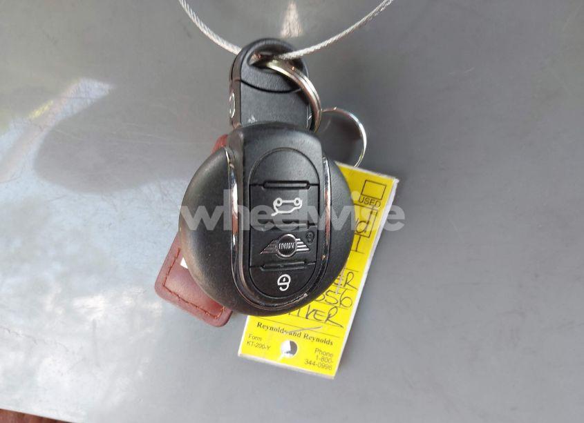 Photo 11 of 2021 Mini Convertible COOPER (VIN WMWWJ3C06M3M08556)