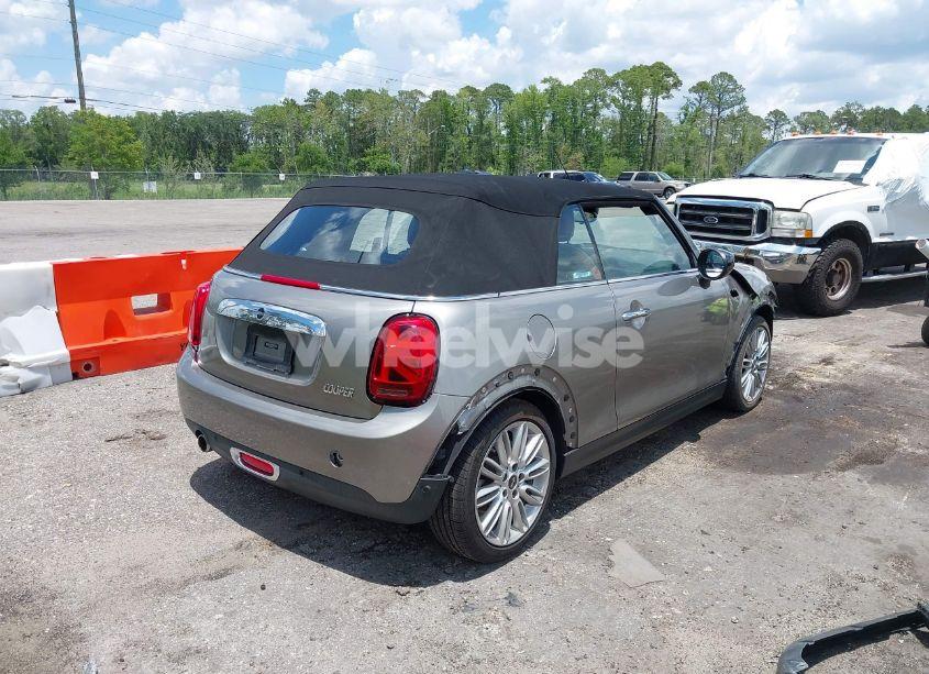 Photo 4 of 2021 Mini Convertible COOPER (VIN WMWWJ3C06M3M08556)