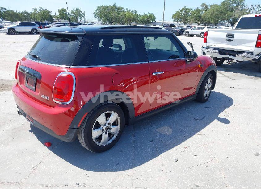 Photo 4 of 2017 Mini Hardtop COOPER (VIN WMWXP5C32H2G60408)