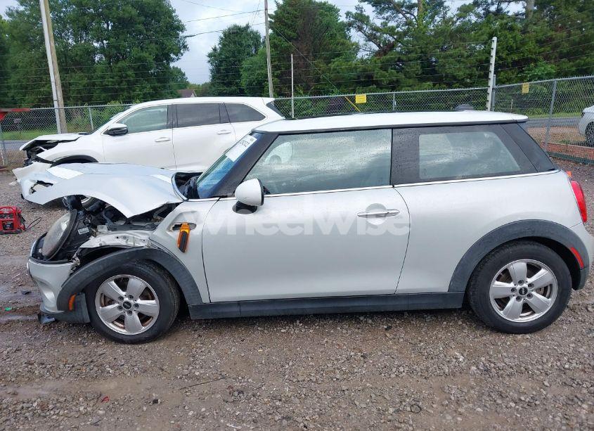 Photo 14 of 2017 Mini Hardtop COOPER (VIN WMWXP5C34H2D16935)