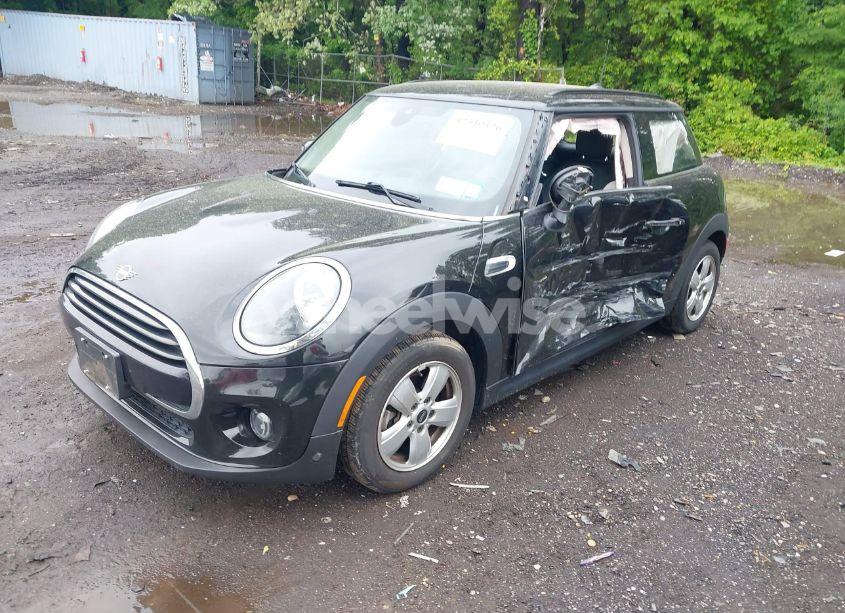 Photo 2 of 2020 Mini Hardtop COOPER (VIN WMWXR3C05L2M63212)