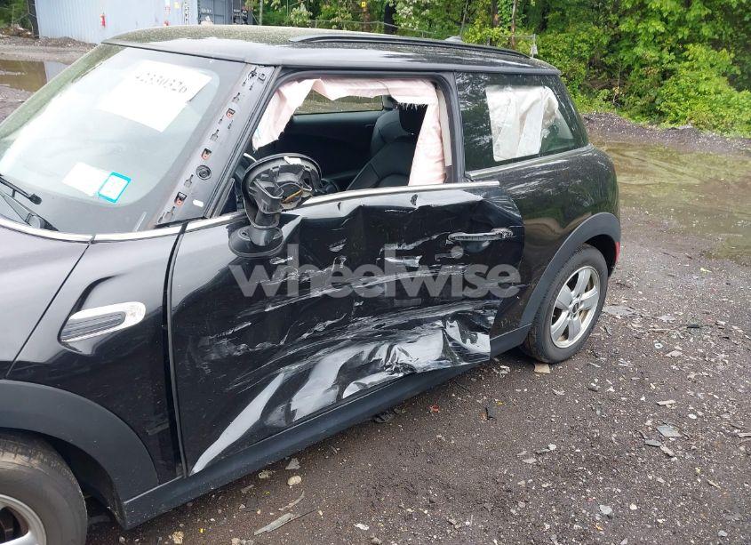 Photo 6 of 2020 Mini Hardtop COOPER (VIN WMWXR3C05L2M63212)